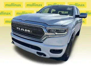 Ram 1500 2022 4x4 Limited 4 puertas Cabina Crew 5.6 pies. Caja corta Pickup
