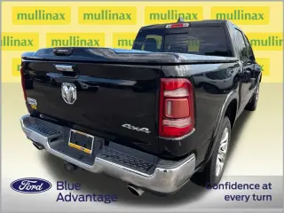 Ram 1500 2019 4x4 Laramie Longhorn 4 puertas Cabina Crew 5.6 pies. Caja corta Pickup