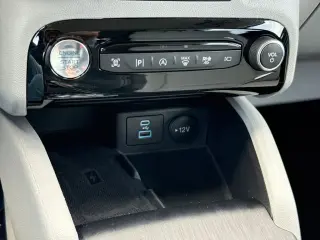 Ford Escape 2023 AWD Platinum 4 puertas SUV