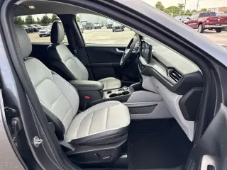 Ford Escape 2023 AWD Platinum 4 puertas SUV