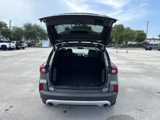 Ford Escape 2023 AWD Platinum 4 puertas SUV