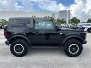Ford Bronco 2024 4x4 Big Bend 2 puertas SUV