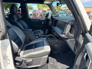 Ford Bronco 2024 4x4 Big Bend 4 puertas SUV