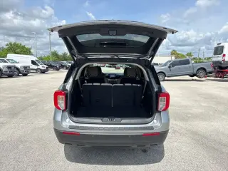 Ford Explorer 2023 XLT 4 puertas SUV