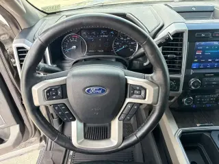 Ford F-250 Super Duty 2020 4x4 Lariat 4 puertas Cabina Crew 8 pies. LB Pickup