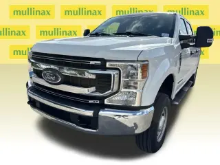 Ford F-250 Super Duty 2022 4x4 XLT Cabina Crew 4 puertas 8 pies LB Pickup