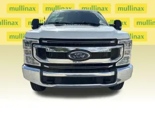 Ford F-250 Super Duty 2022 4x4 XLT Cabina Crew 4 puertas 8 pies LB Pickup