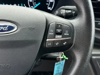 Ford Transit 2025 250 3 puertas LWB Techo Bajo Furgón de Carga