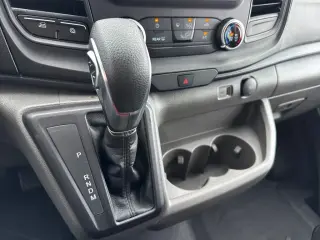Ford Transit 2025 250 3 puertas LWB Techo Bajo Furgón de Carga