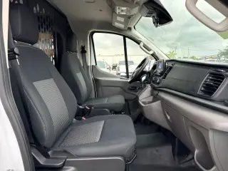 Ford Transit 2025 250 3 puertas LWB Techo Bajo Furgón de Carga