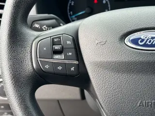 Ford Transit 2025 250 3 puertas LWB Techo Bajo Furgón de Carga