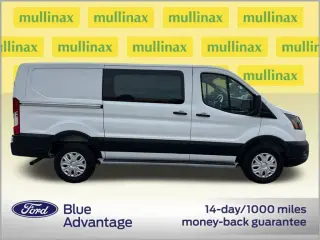 Ford Transit 2025 250 3 puertas LWB Techo Bajo Furgón de Carga