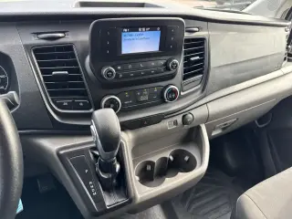 Furgoneta de carga Ford Transit 2025 250 3 puertas LWB Techo bajo