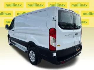 Furgoneta de carga Ford Transit 2025 250 3 puertas LWB Techo bajo