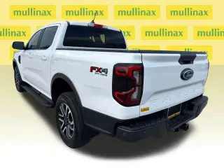 Ford Ranger 2024 4x4 Lariat 4 puertas SuperCrew 5.0 pies SB
