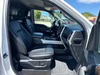 Ford F-150 2020 4x2 Lariat 4 puertas SuperCrew 5.5 pies. SB