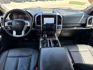 Ford F-150 2020 4x2 Lariat 4 puertas SuperCrew 5.5 pies. SB