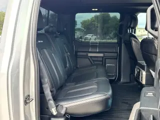 Ford F-150 2019 4x4 Platinum 4 puertas SuperCrew 5.5 pies SB