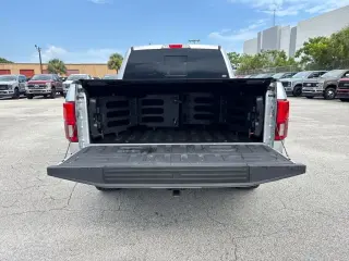 Ford F-150 2019 4x4 Platinum 4 puertas SuperCrew 5.5 pies SB