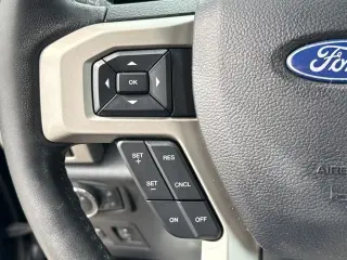 Ford F-150 2019 4x4 Lariat 4 puertas SuperCrew 5.5 pies. SB