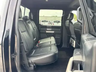 Ford F-150 2019 4x4 Lariat 4 puertas SuperCrew 5.5 pies. SB