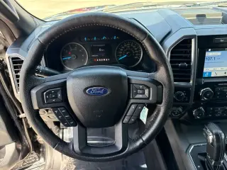 Ford F-150 2016 4x4 XLT 4 puertas SuperCrew 5.5 pies. SB