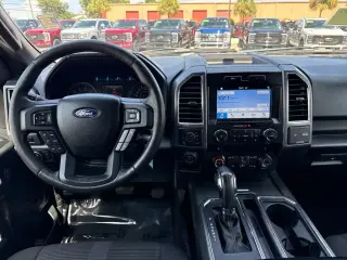 Ford F-150 2016 4x4 XLT 4 puertas SuperCrew 5.5 pies. SB
