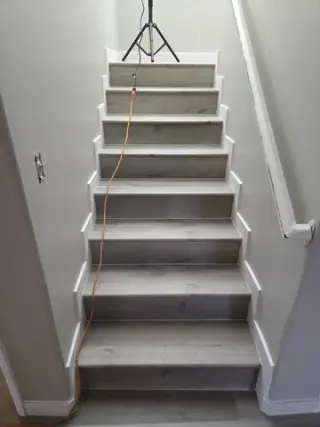 Pisos laminados y de vinyl