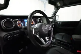 Jeep Wrangler Unlimited 2019 4x4 Sahara 4 puertas SUV