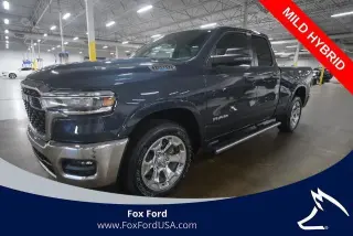 Ram 1500 2025 4x4 Big Horn 4 puertas Quad Cab 1.93 m (6.4 pies) Pickup