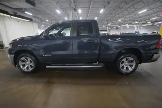 Ram 1500 2025 4x4 Big Horn 4 puertas Quad Cab 1.93 m (6.4 pies) Pickup