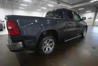 Ram 1500 2025 4x4 Big Horn 4 puertas Quad Cab 1.93 m (6.4 pies) Pickup