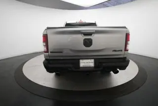 Ram 1500 2022 4x4 Lone Star Cabina Cuádruple 4 puertas 6.4 pies. Caja Corta Pickup