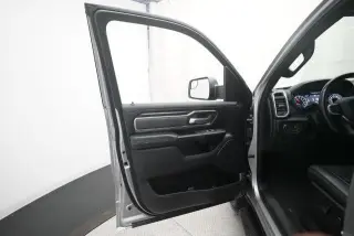 Ram 1500 2022 4x4 Lone Star Cabina Cuádruple 4 puertas 6.4 pies. Caja Corta Pickup