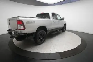 Ram 1500 2022 4x4 Lone Star Cabina Cuádruple 4 puertas 6.4 pies. Caja Corta Pickup