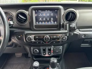 Jeep Wrangler 2022 4x4 Sport 2 puertas SUV