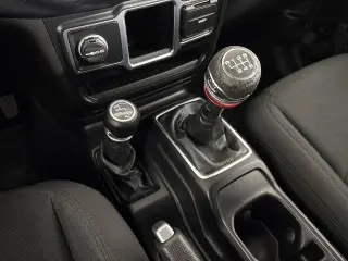 Jeep Wrangler Unlimited 2020 4x4 Sport 4 puertas SUV