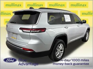 Jeep Grand Cherokee L 2025 4x2 Laredo 4 puertas SUV