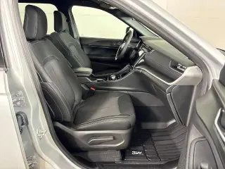 Jeep Grand Cherokee L 2025 4x2 Laredo 4 puertas SUV