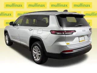 Jeep Grand Cherokee L 2025 4x2 Laredo 4 puertas SUV