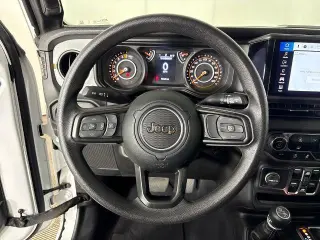 Jeep Gladiator 2025 4x4 Sport 4 puertas Crew Cab 5.0 pies SB