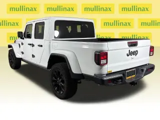 Jeep Gladiator 2025 4x4 Sport 4 puertas Crew Cab 5.0 pies SB