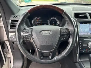 Ford Explorer 2018 AWD Platinum 4 puertas SUV
