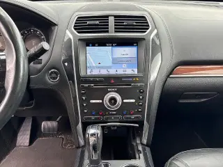 Ford Explorer 2018 AWD Platinum 4 puertas SUV
