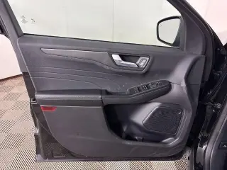 Ford Escape Híbrido Enchufable 2023 Base 4 puertas SUV