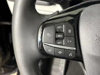 Ford Escape Híbrido Enchufable 2023 Base 4 puertas SUV