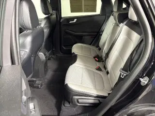 Ford Escape Híbrido Enchufable 2023 Base 4 puertas SUV