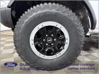 Ford Bronco 2024 4x4 Black Diamond 4 puertas SUV