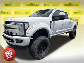 Ford F-250 Super Duty 2017 4x4 Lariat 4 puertas Cabina Crew 6.8 pies. Caja corta Pickup