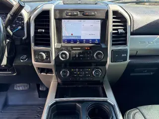 Ford F-250 Super Duty 2021 4x4 Lariat 4 puertas Cabina Crew 8 pies LB Pickup
